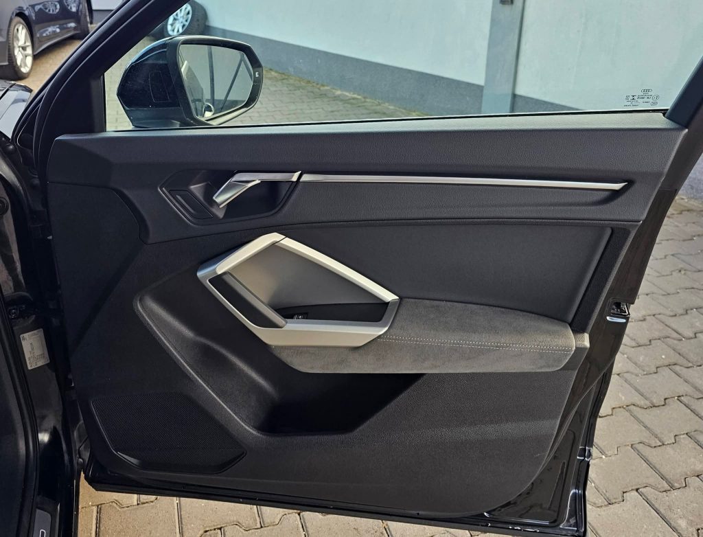 AUDI Q3 35TDI 150ke 2020g DESIGN LUXE