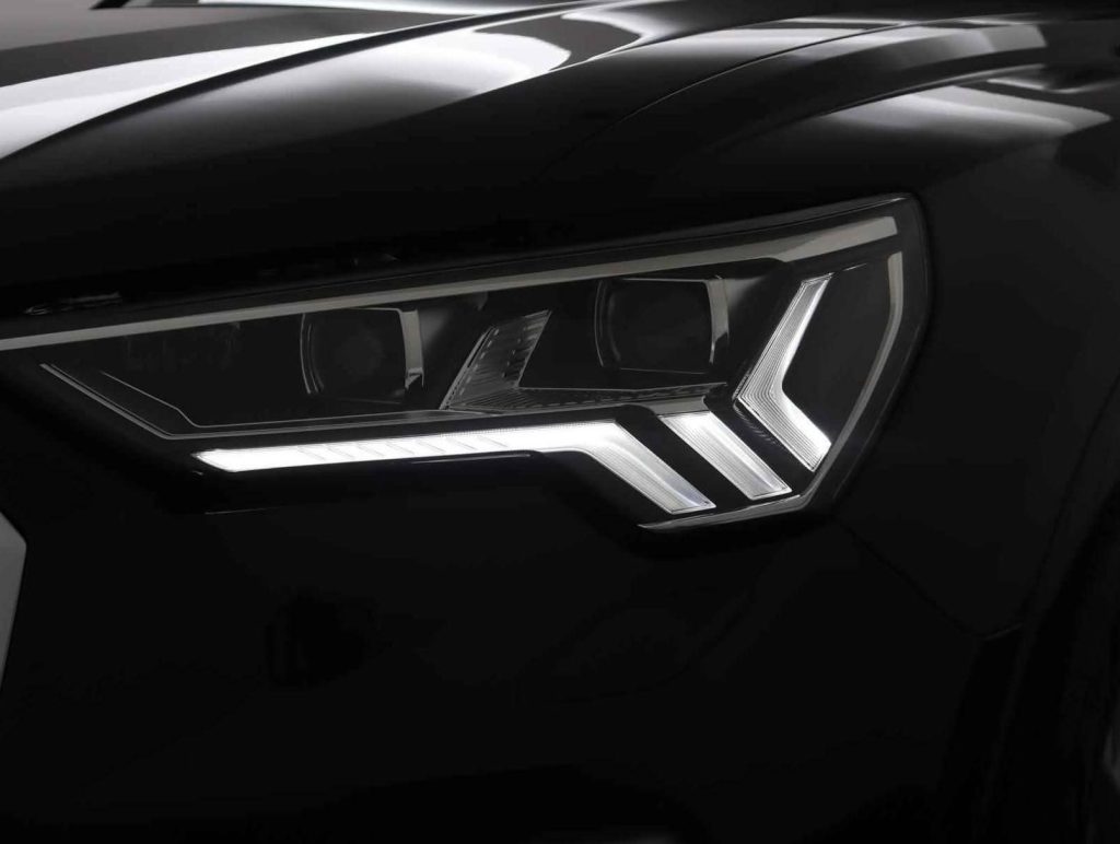 AUDI Q3 35TDI 150ke 2020g DESIGN LUXE