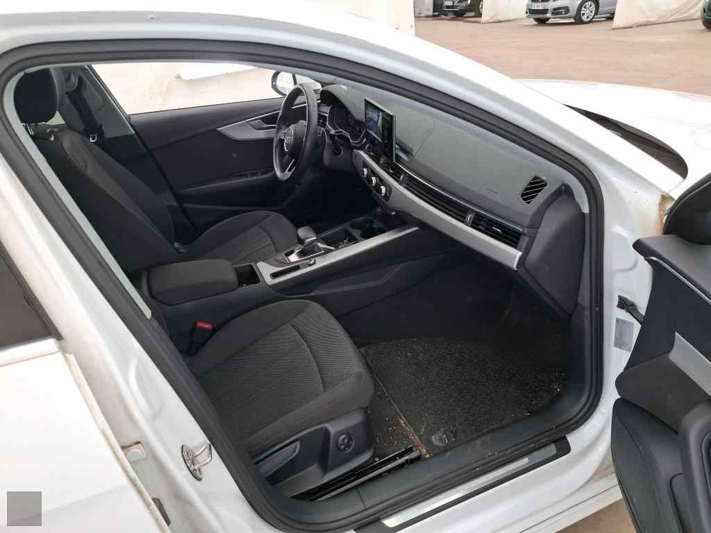 AUDI A4 35TDI 163ks S-Tronic 2021g MATRIX