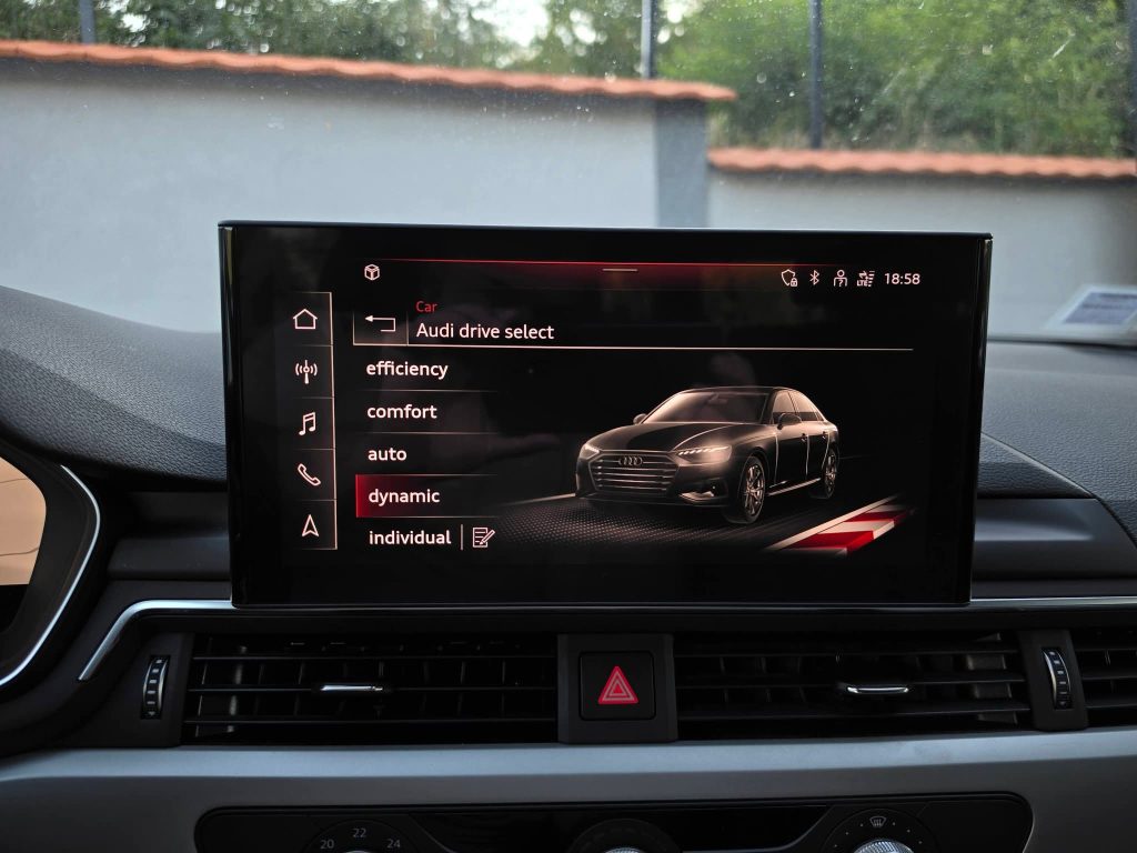 AUDI A4 35TDI 163ks S-Tronic 2021g MATRIX