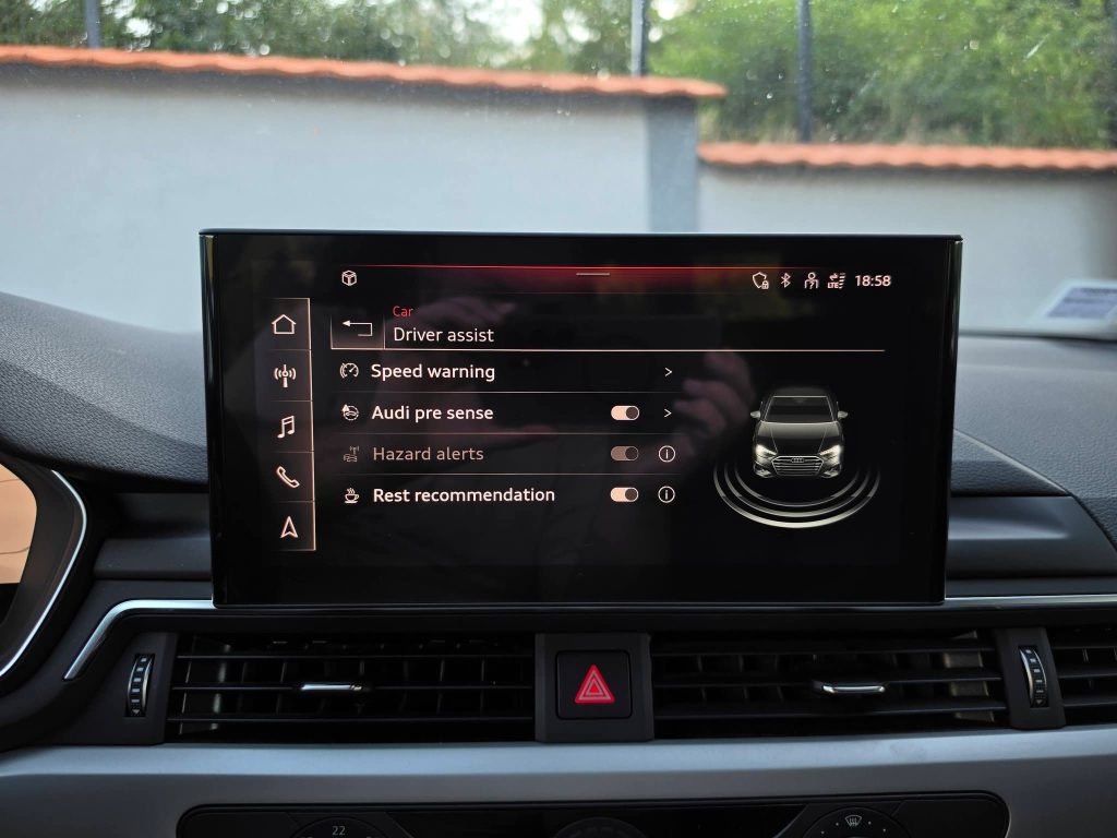 AUDI A4 35TDI 163ks S-Tronic 2021g MATRIX