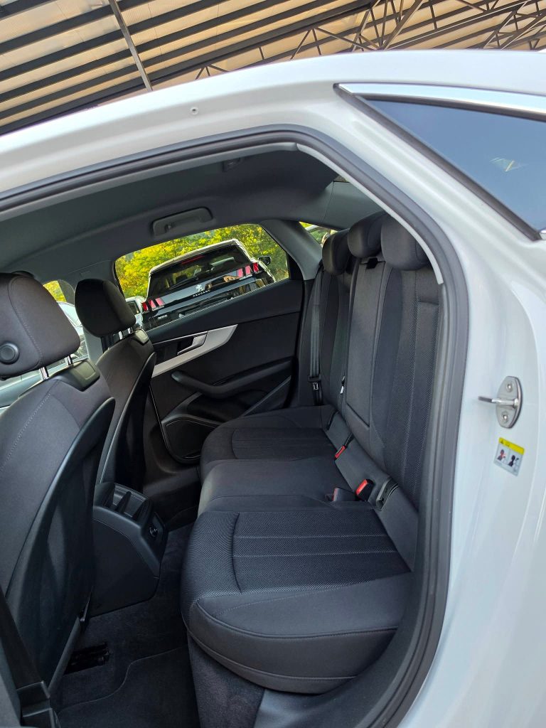 AUDI A4 35TDI 163ks S-Tronic 2021g MATRIX